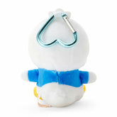 Old school, die-hard fans of Sanrio will remember this retro-cute character "Ahirunopekkle" now casually known as Pekkle the Duck!
This adorable keychain features Pekkle, the charming duck from Sanrio, in a soft mini plush format. With his endearing smile and signature blue t-shirt, Pekkle is sure to bring a pop of color to your keys, bag, or backpack.